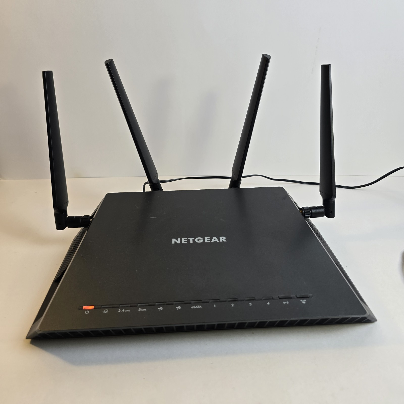 NETGEAR Nighthawk X4S Model R7800 Smart Dual-Band WIFI Wireless Router, Good