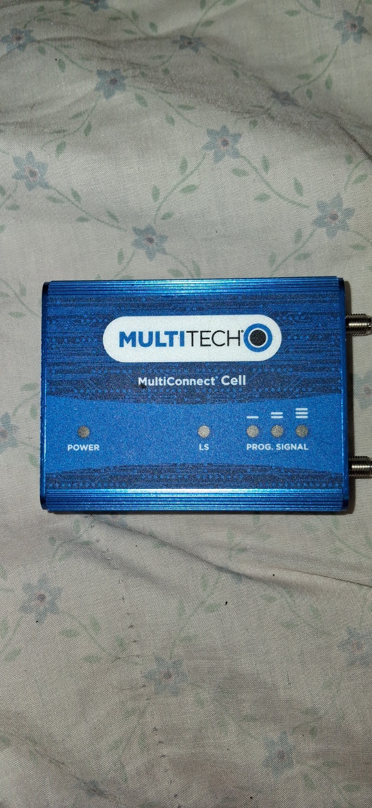 MULTITECH Multiconnect cell LNA4-B03