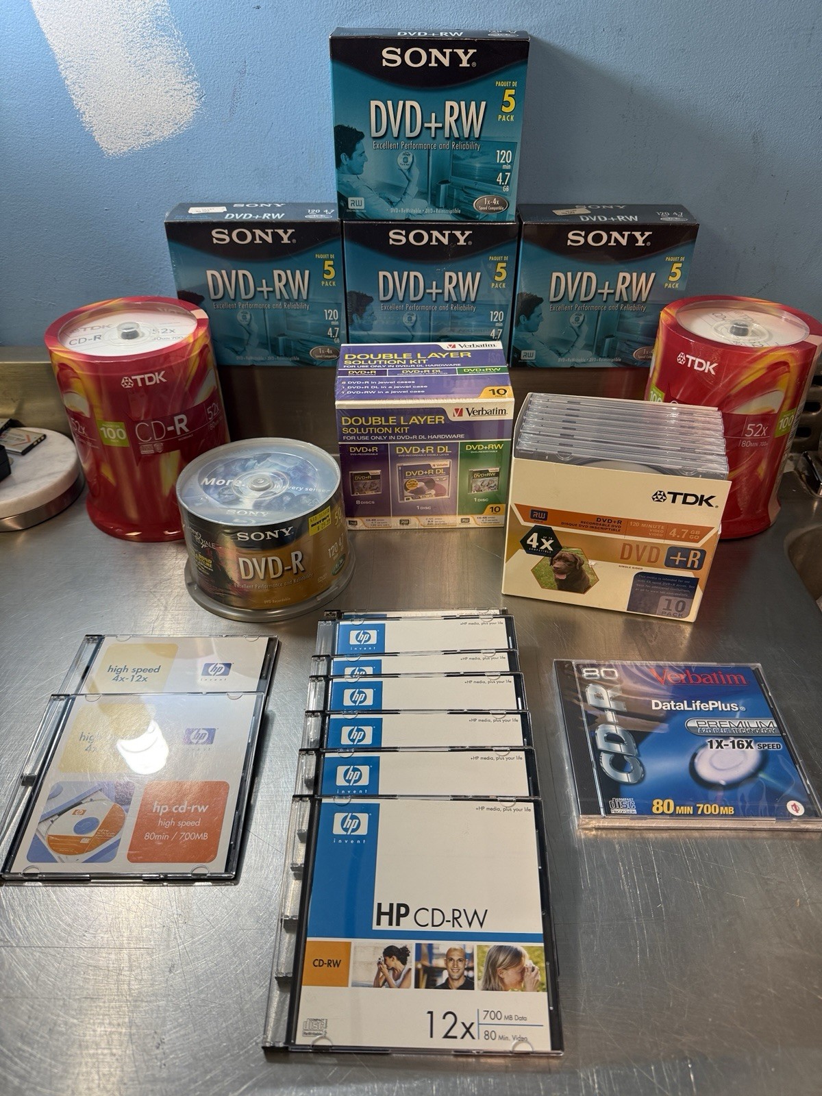 Large Burnable Lot over 80 DVDs & 200 CDs NEW Sony, TDK, Verbatim Look