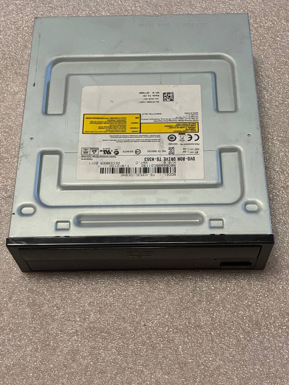 Toshiba Samsung TS-H353C SATA DVD-ROM Drive TS-H353 / DEBHF CN-0FTKRM