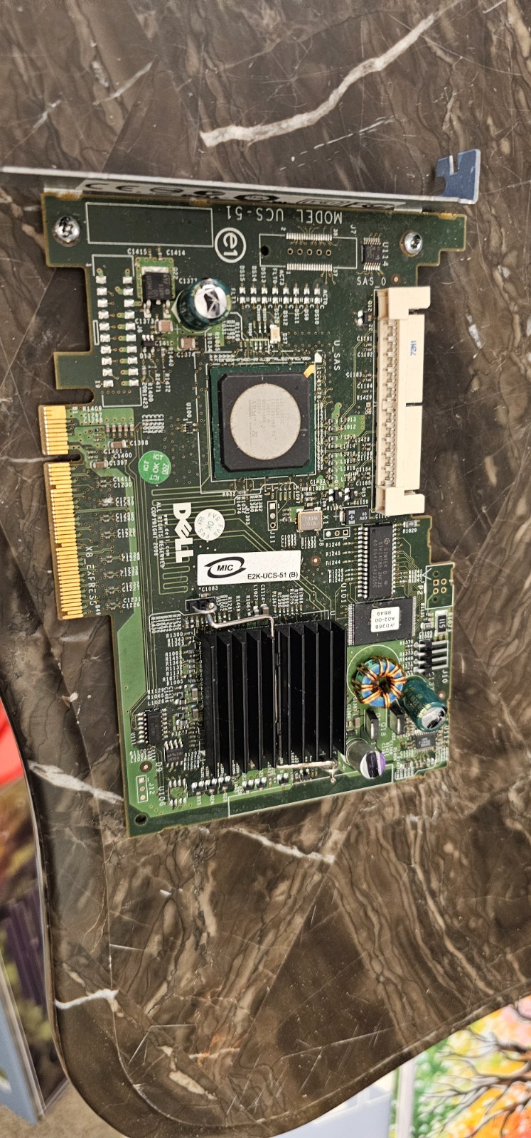 Dell PowerEdge SAS 5/iR RAID Controller Card UCS-51