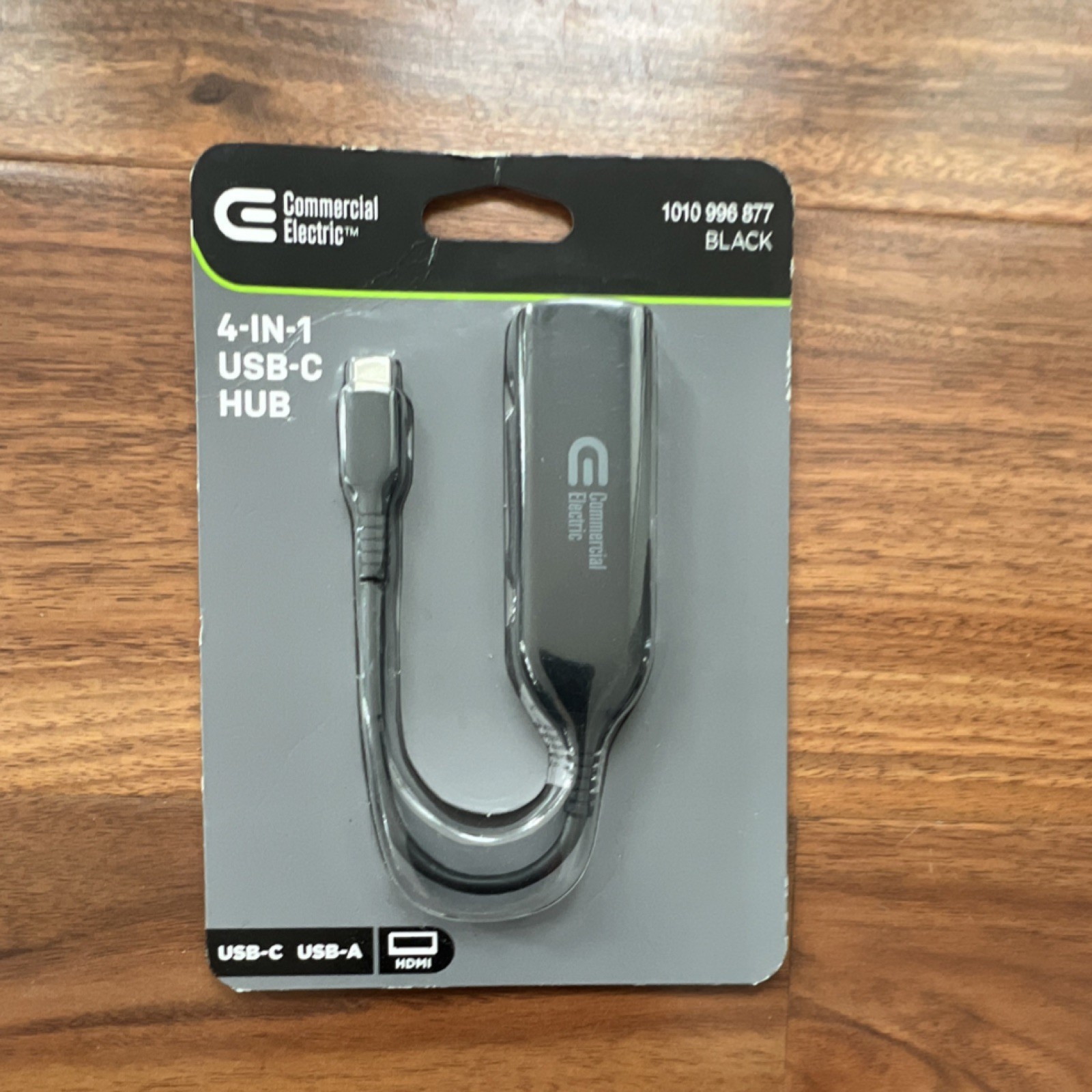 Commercial Electric 4-in-1 Type-C Hub USB-C to USB-A HDMI Black 1010 996 877