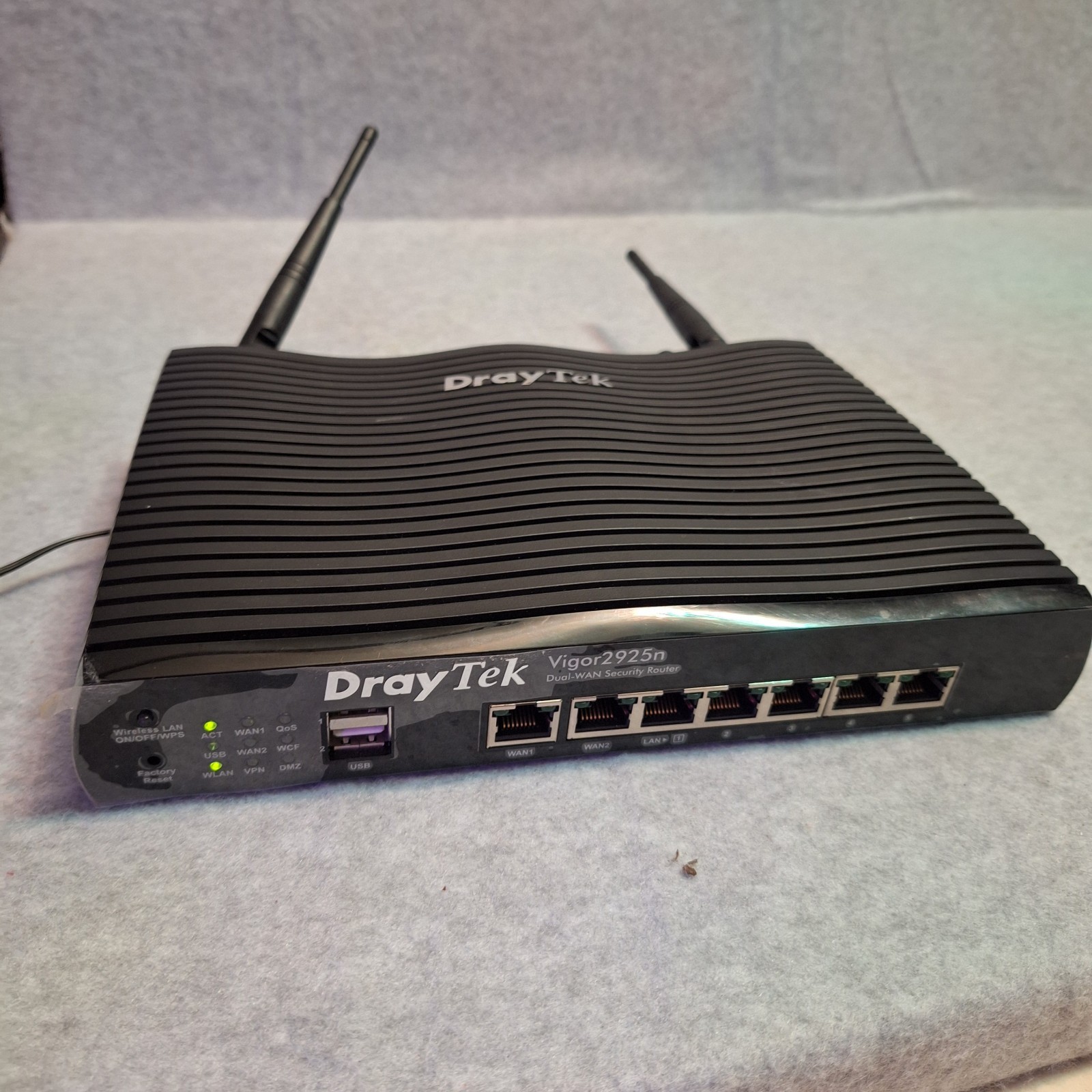 DrayTek Vigor2925n Dual-WAN Gigabit Firewall VPN Security Router 
