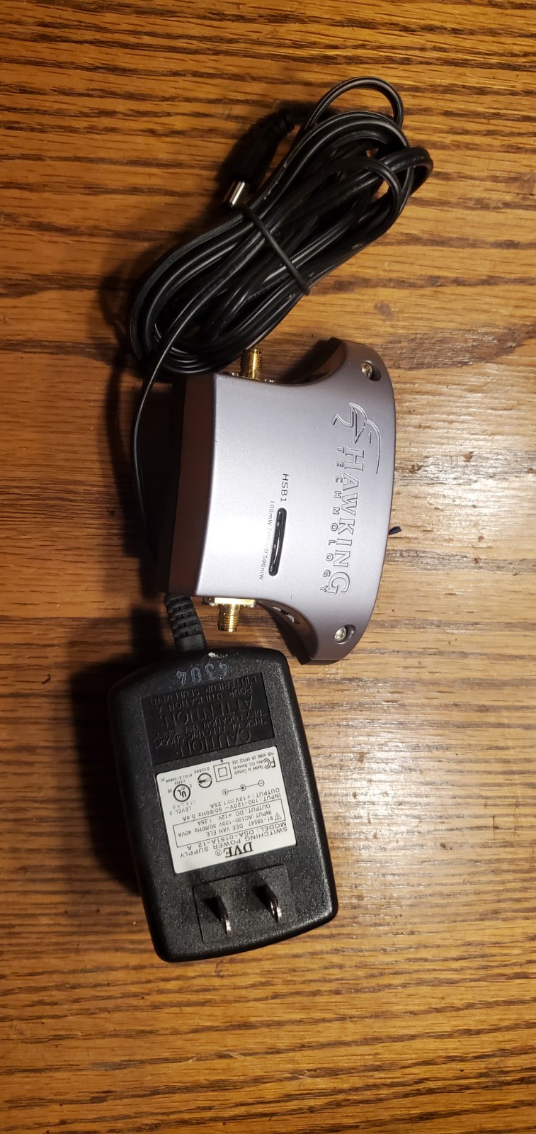 Hawking Technology HSB1  WiFi Signal Booster - Used with power cord