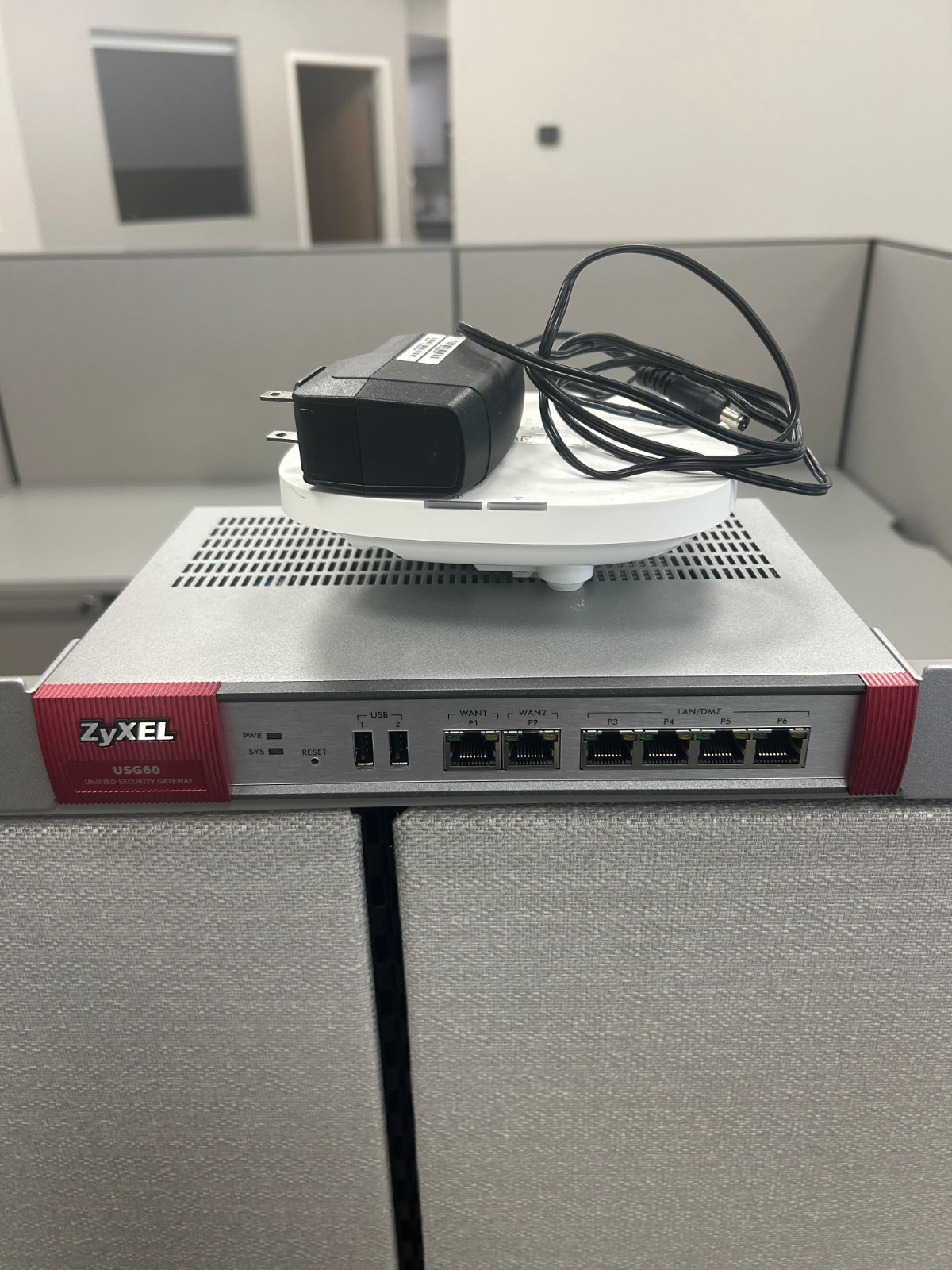 ZyXEL NWA110AX Wi-Fi 6 Dual-Radio PoE Access Point