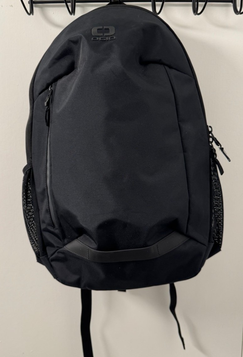 OGIO Transfer Backpack 27.5 L for 15 in Laptop Travel Business School NWOT