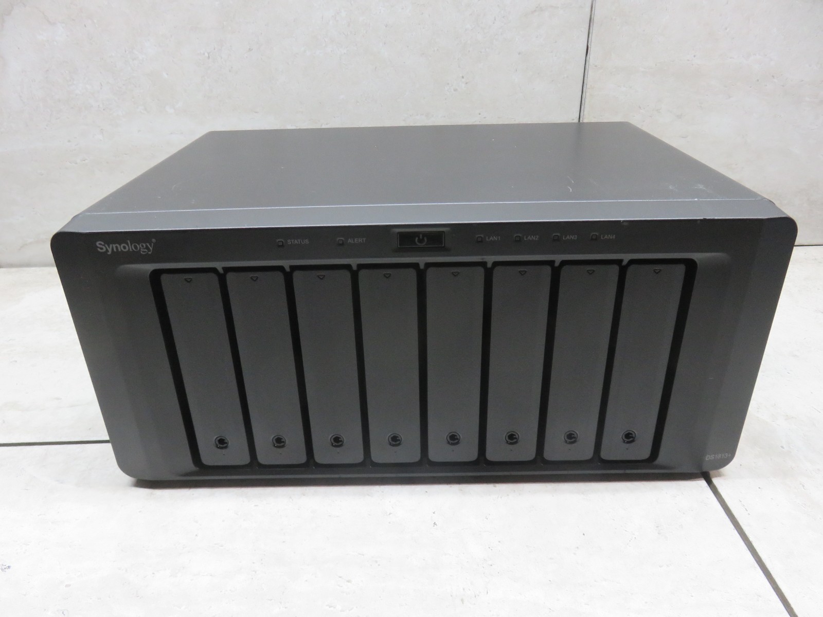 Synology DiskStation DS1813+ 8-Bay NAS Server (Upgraded 4GB RAM) NO DRIVES