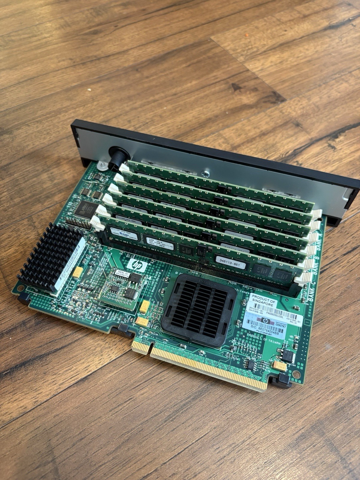 HP Proliant ML570 G3 memory board 368160-001 with 4GB RAM