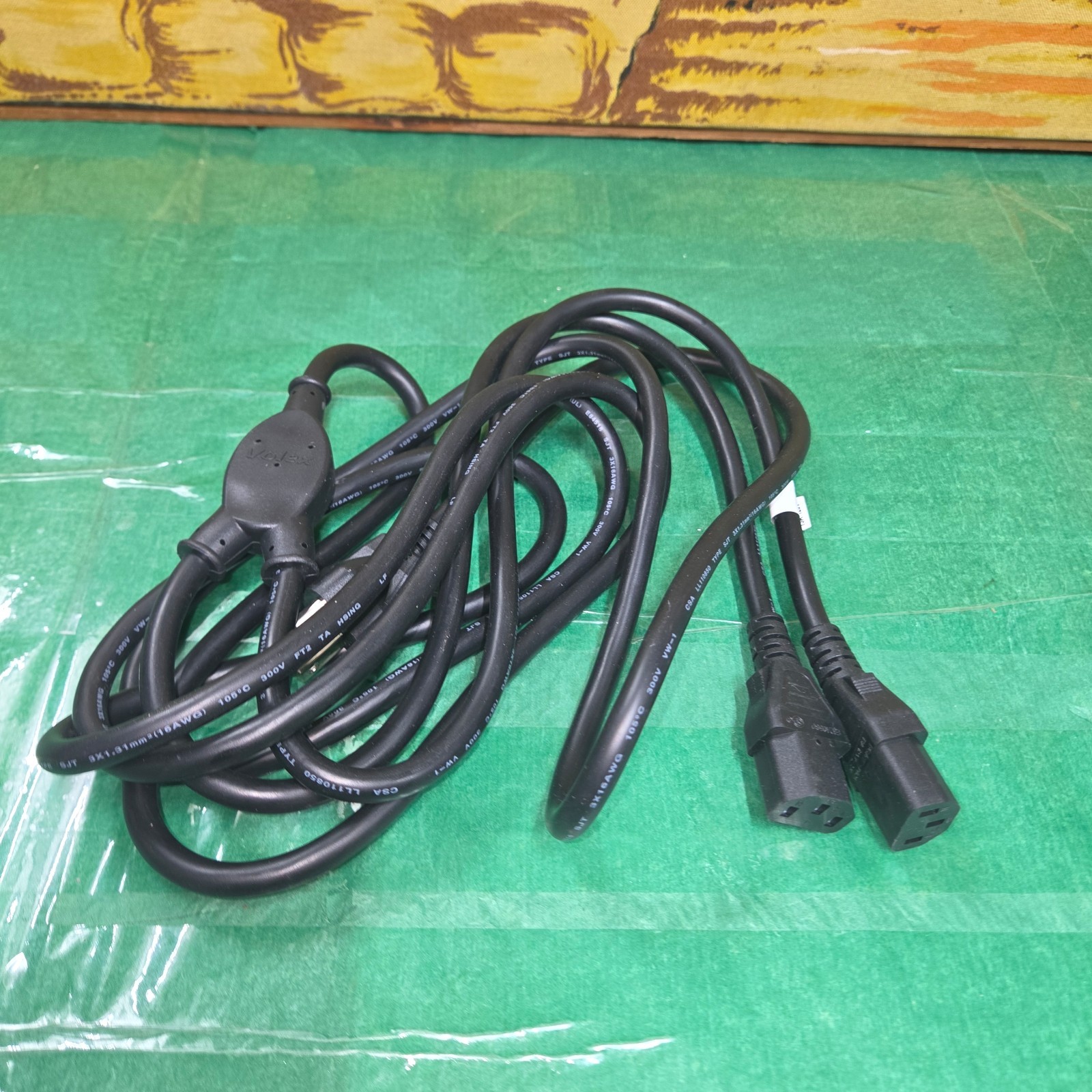 Dell 04D175 Volex 10FT Y Splitter Dual Power Cord 120V 13A Black