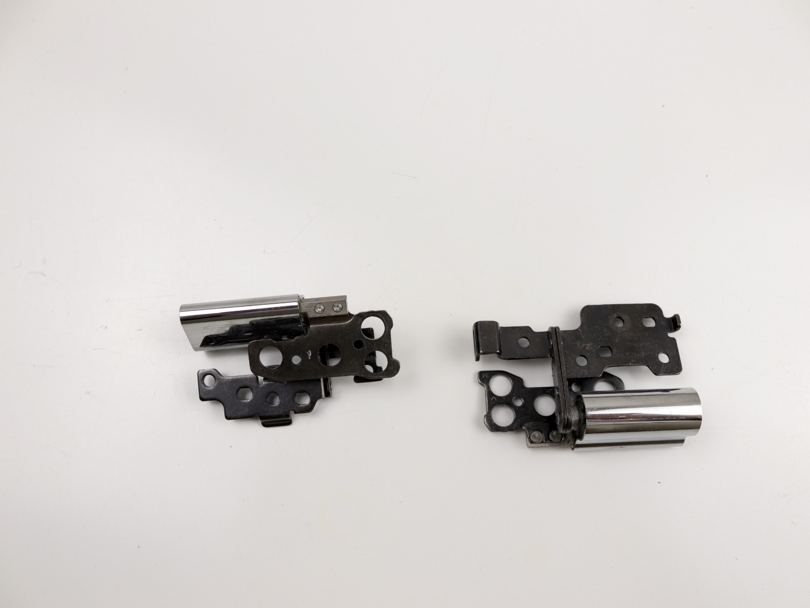 GENUINE HP 15T-AQ200 15-AQ M6-AQ LEFT RIGHT HINGES 856795-001 TPN-W119