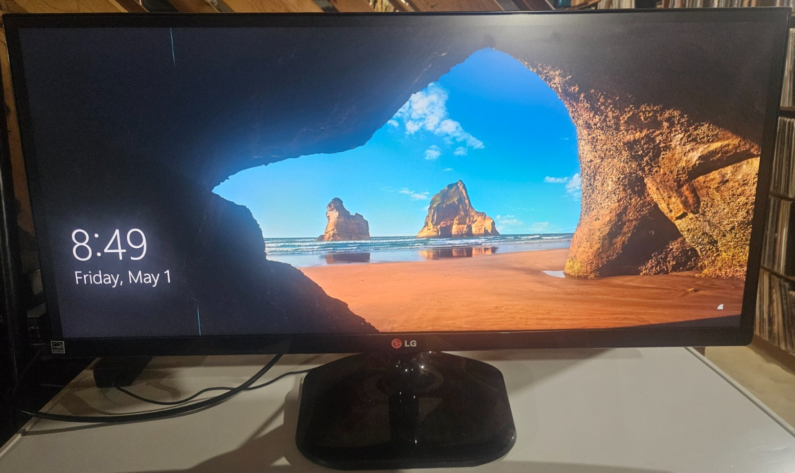 LG 29UM55-P 29" Class 21:9 UltraWide® IPS LED Monitor (29" Diagonal)