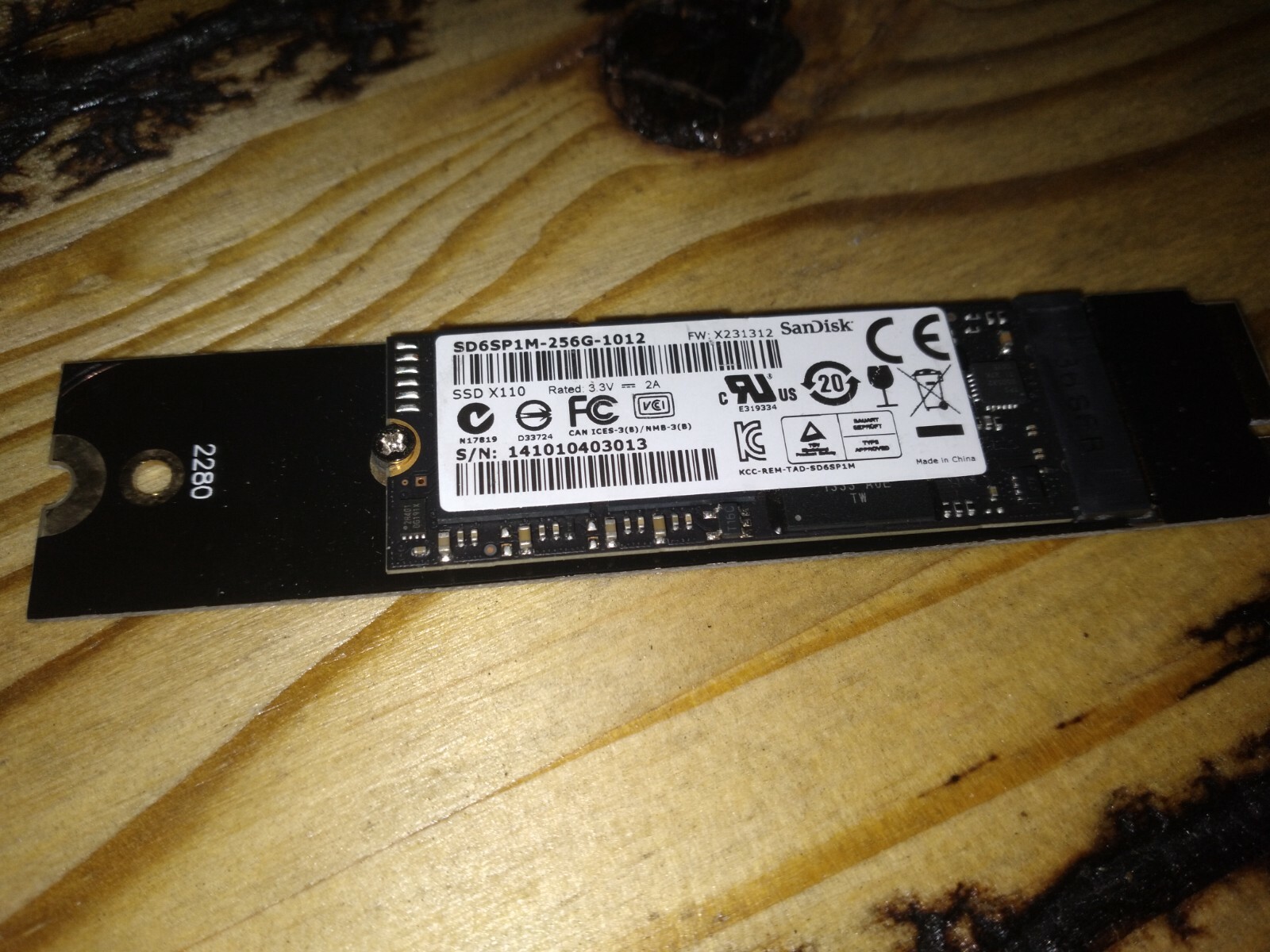 SanDisk X110 SD6SP1M-256G-1012 256 GB M.2 60mm SSD Used With Macbook Air Adapter