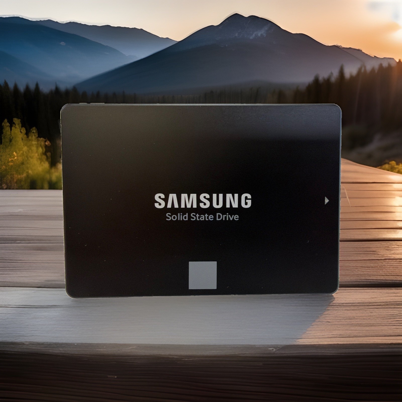 Samsung 850 EVO 1TB V-NAND 2.5" SATA III 6Gb/s SSD 99% 8K Hours -Crystal Disk