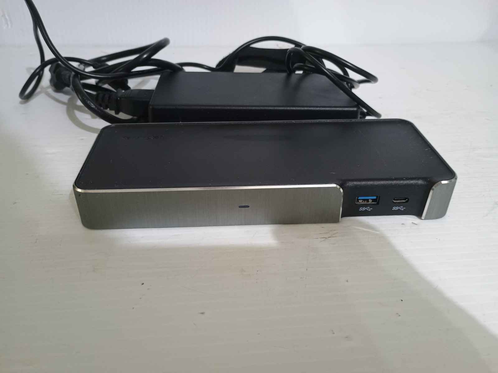 Original Kensington M01339 SD5200T Thunderbolt 3 Dual 4K Docking Station