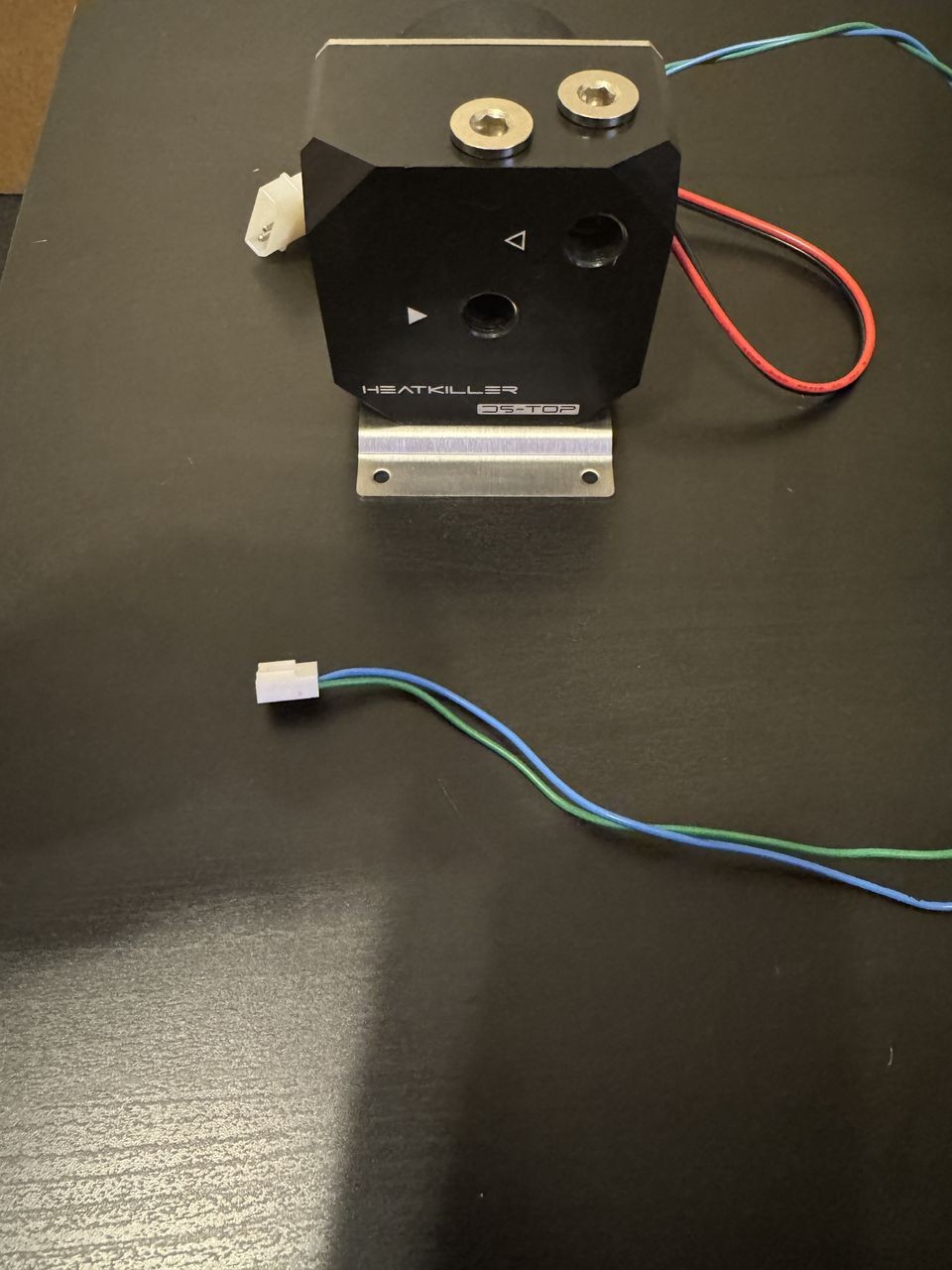 Watercool Heatkiller D5-TOP Acetal + WCP D5 PWM Pump 8-24V 37W 4x G1/4