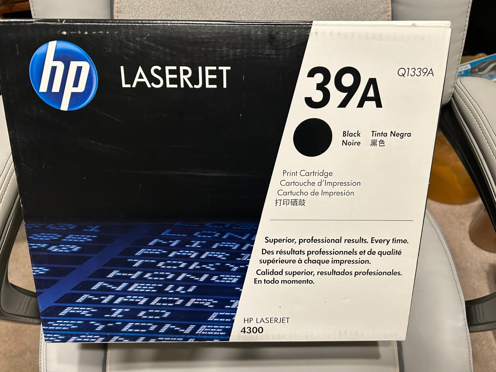 OEM Q1339A Black Toner Cartridge New Open Box 4/10/2019date-$37+Free shipping