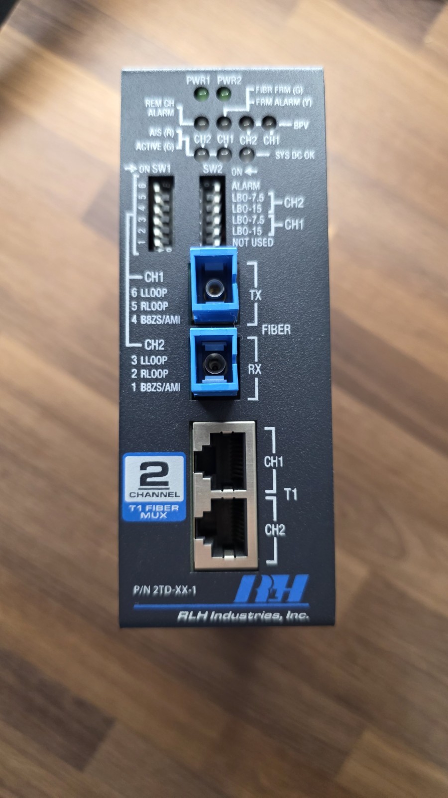 RLH Industries 2TD-XX-1 (2 Channel T1 Mux DIN Fiber Link System) T1 Multiplexer