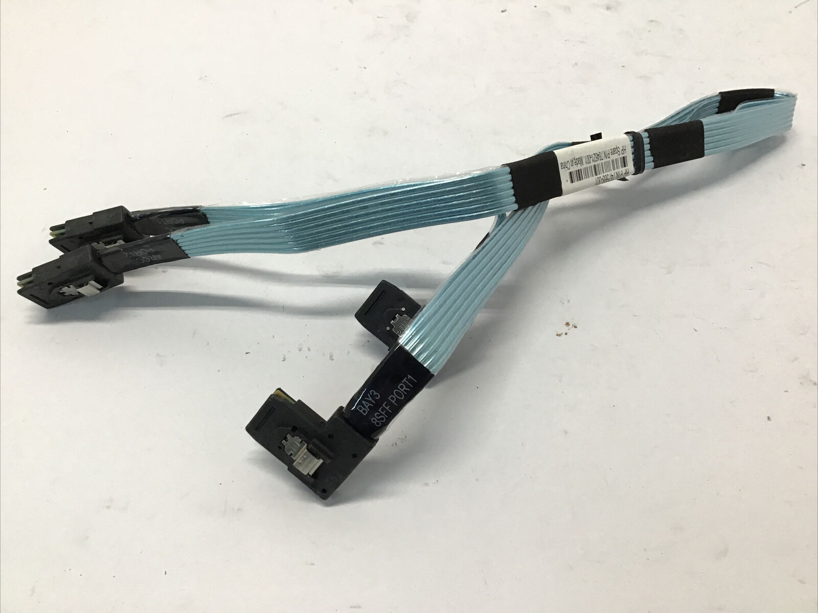 HPE 784621-001 8-Bay SFF HDD Cage To Controller Mini-SAS Cable 747568-001