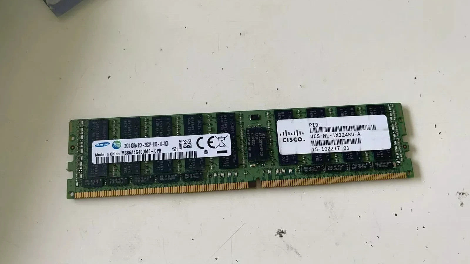 Cisco UCS-ML-1X324RU-A 32GB 4DRX4 DDR4 PC4-2133P SAMSUNG
