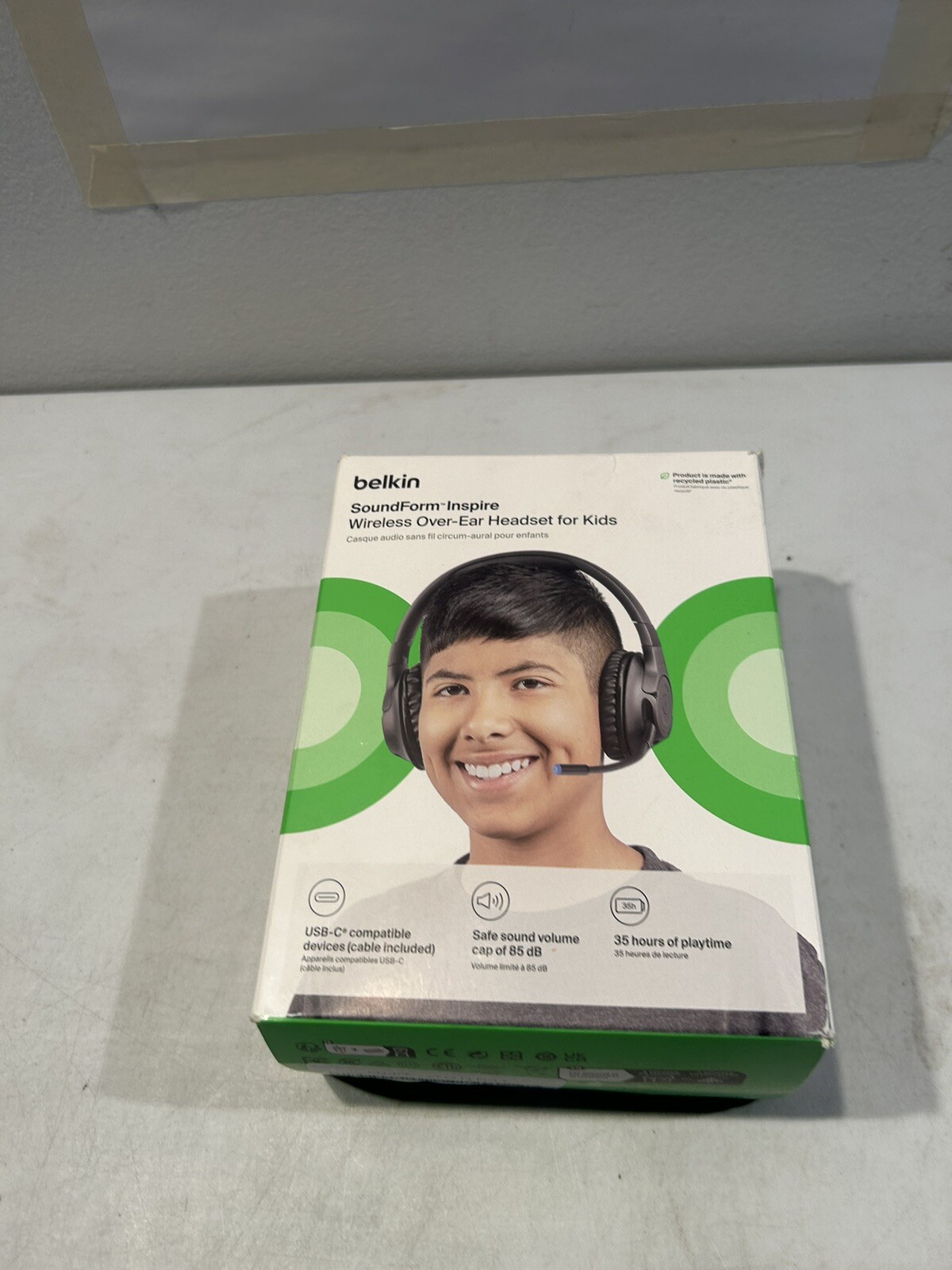 Belkin SoundForm Inspire Wireless Youth Over-Ear Headset Black