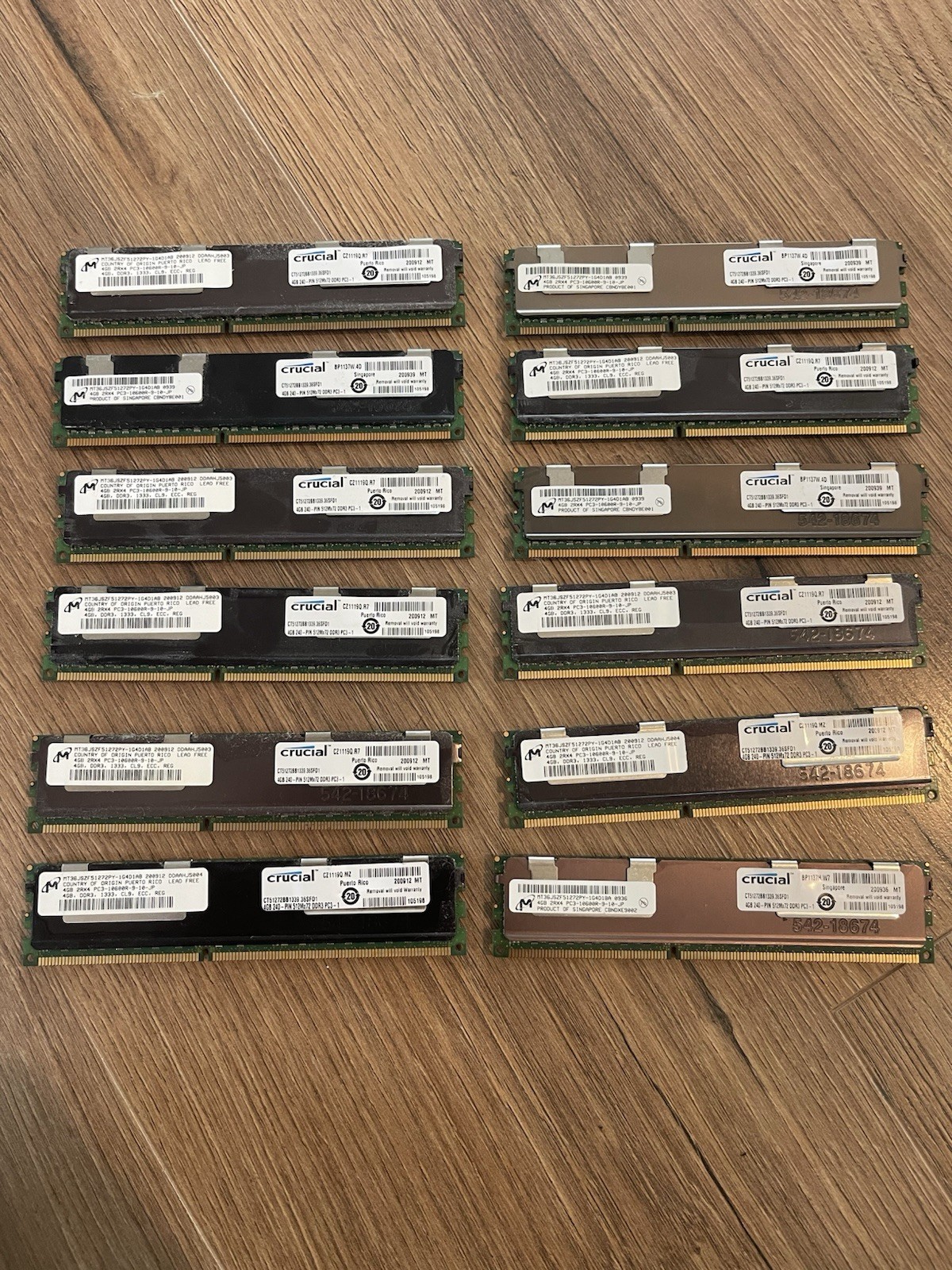 Lot Of 12 CT51272BB1339 Crucial 4GB