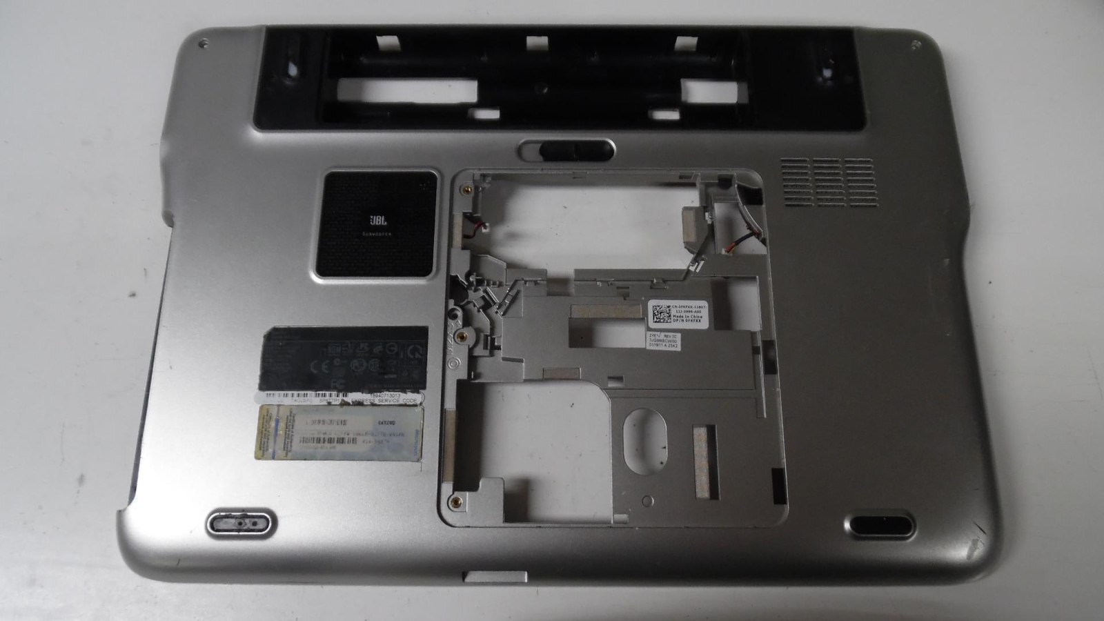 For Dell XPS 15 L501X - Silver Base Case Cover w/ Cover Door - 0FKFXX