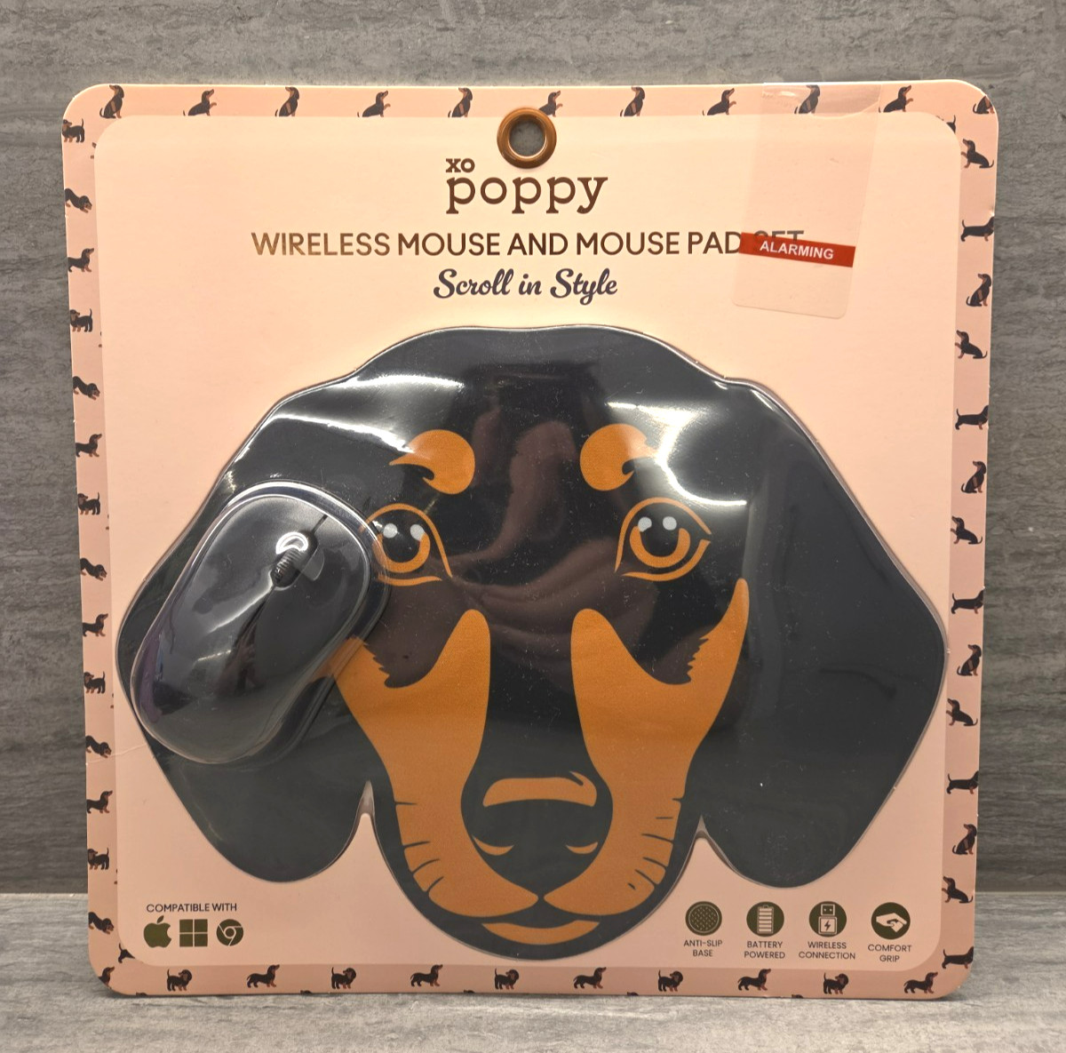xo poppy Wireless Mouse & Non-Slip Mouse Pad Set Dog Face, Black/Tan