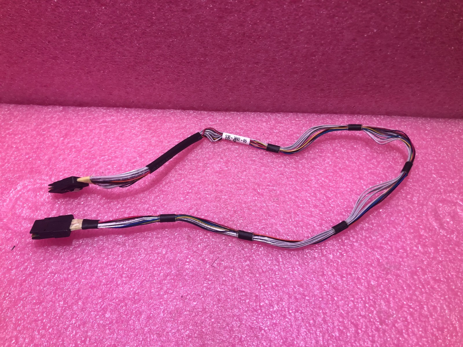 Strong-IT ORACLE  530-3892-05  4x Mini SASSATA Cable SFF-8087 - SFF-8087 670mm