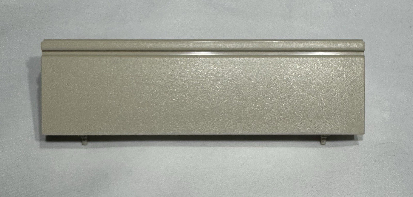 Sun 540-2845 SPARCstation 20 CD-ROM Filler Panel, Light Grey, Aurora 2 Chassis