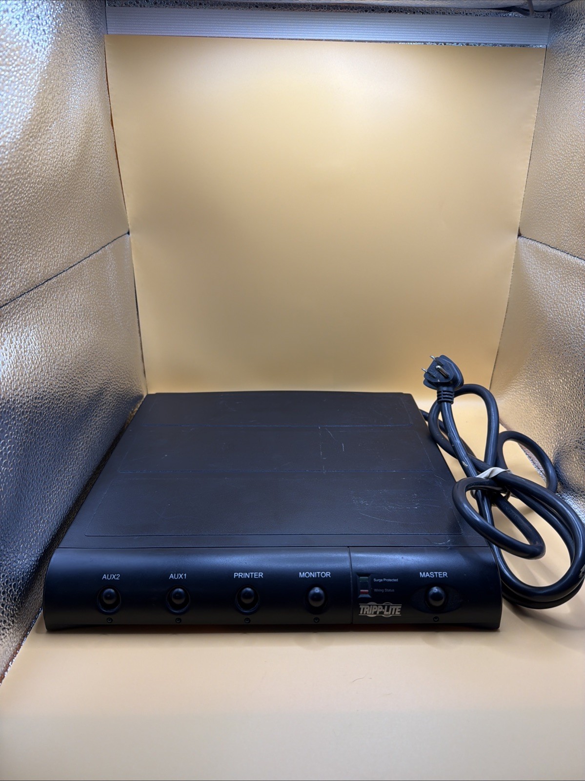 Tripp-Lite TMC-6 Surge Protector