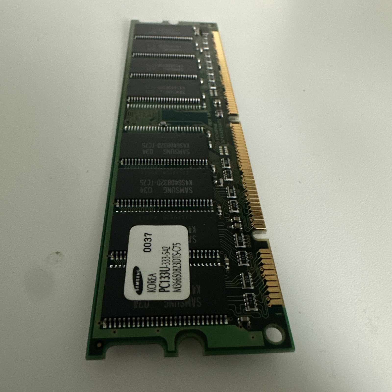 ⭐️⭐️⭐️⭐️Samsung-M366S0823DTS-C75 133mhz 374s3253ats 168-pin 64MB DDRAM
