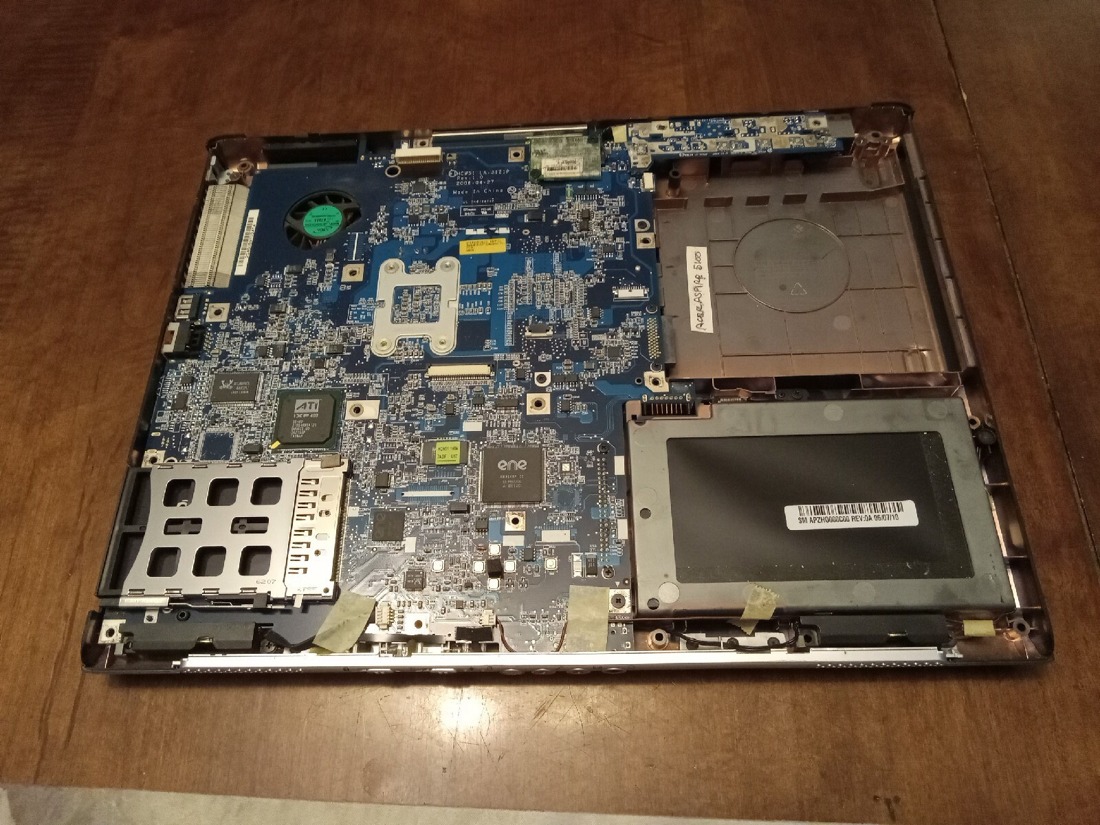 Laptop Part:Acer Aspire 5100 Motherboard +Base/Bottom Case+Speakers L/R+Heatsink