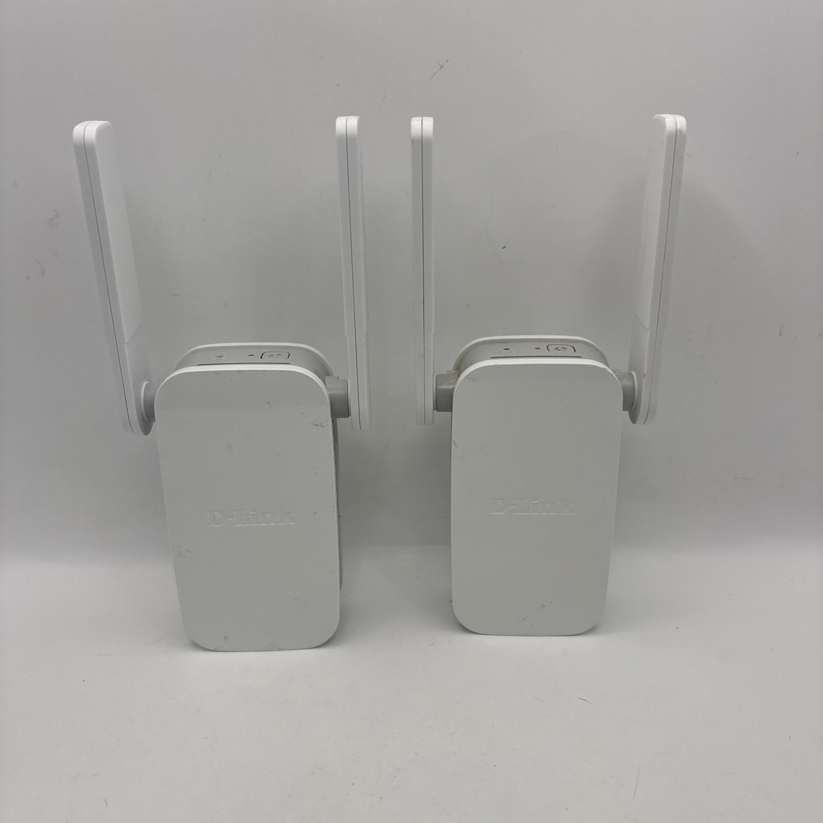 Lot Of 2 D-Link DAP-1530 Wireless AC750 Dual Band Range Extender For Whole  Home