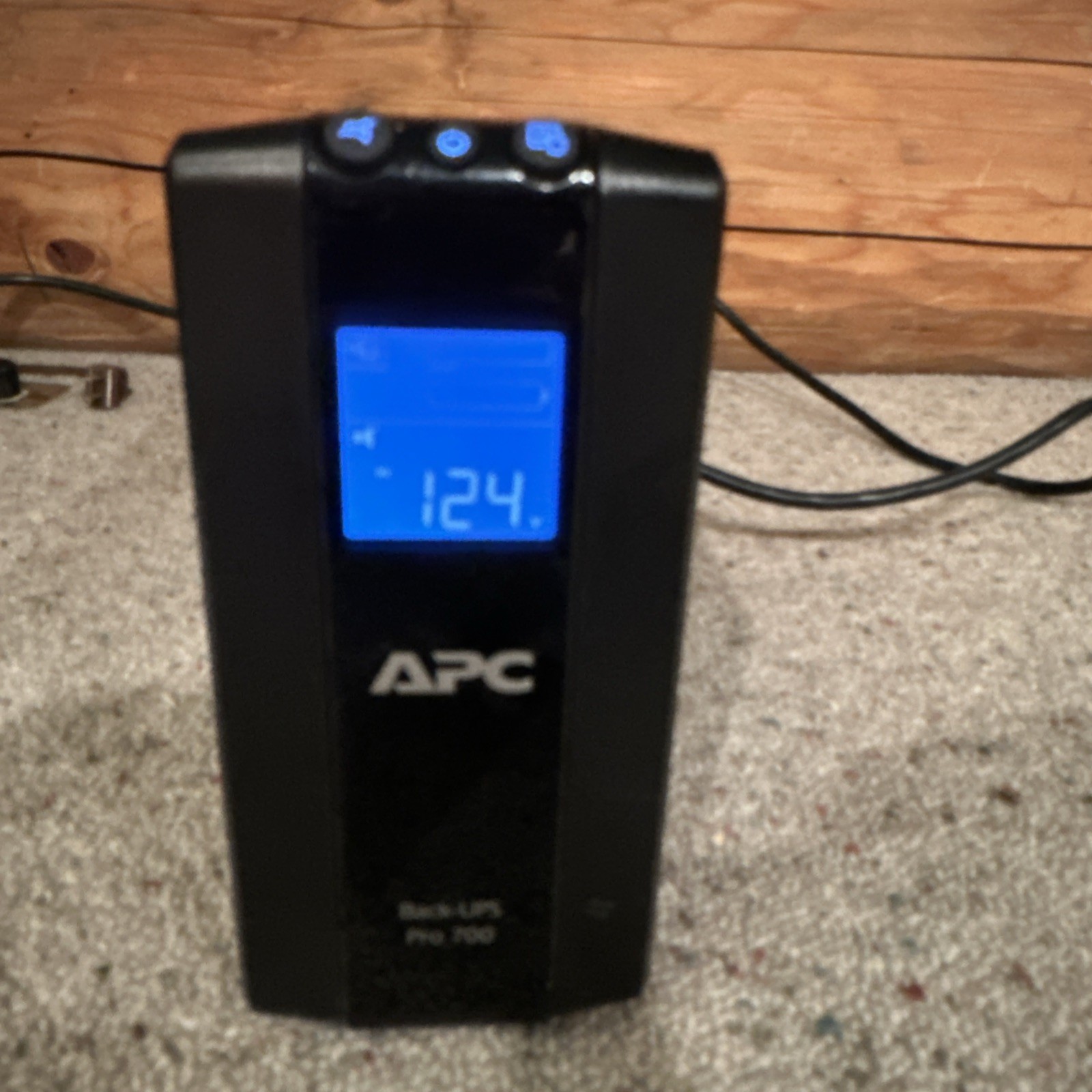 APC UPS: 450W  120V BR700G + Battery used condition