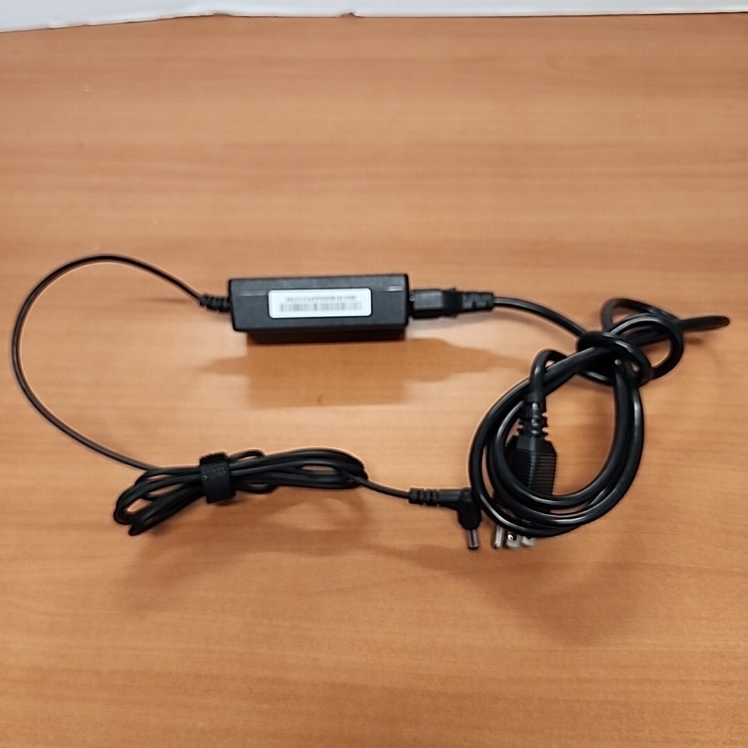 Genuine Hipro 30W 19V 1.58A AC Adapter HP-A0301R3 Charger
