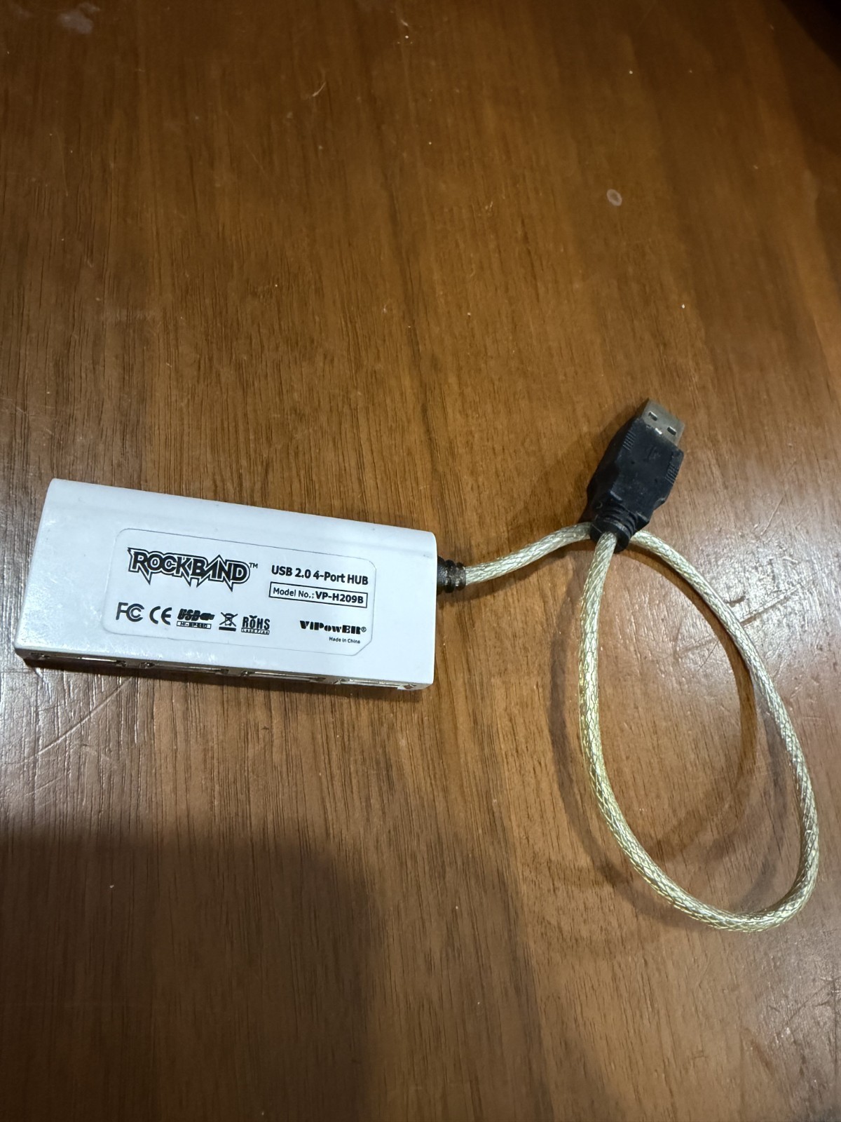 Rockband USB 2.0 4-Port Hub White Portable VP-H209B
