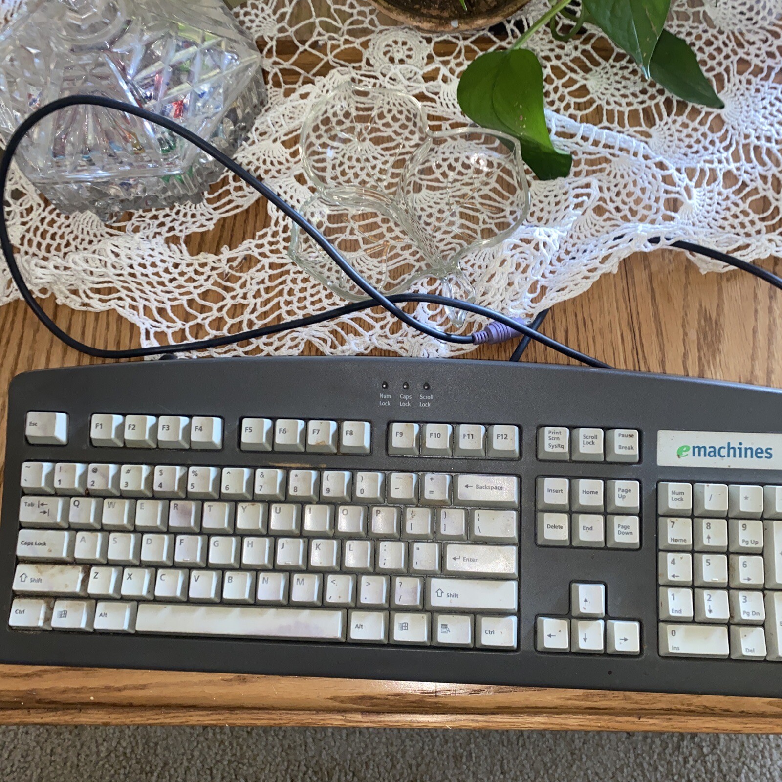 E Machine Keyboard  Clicky Feel Key Board  - Model 7800