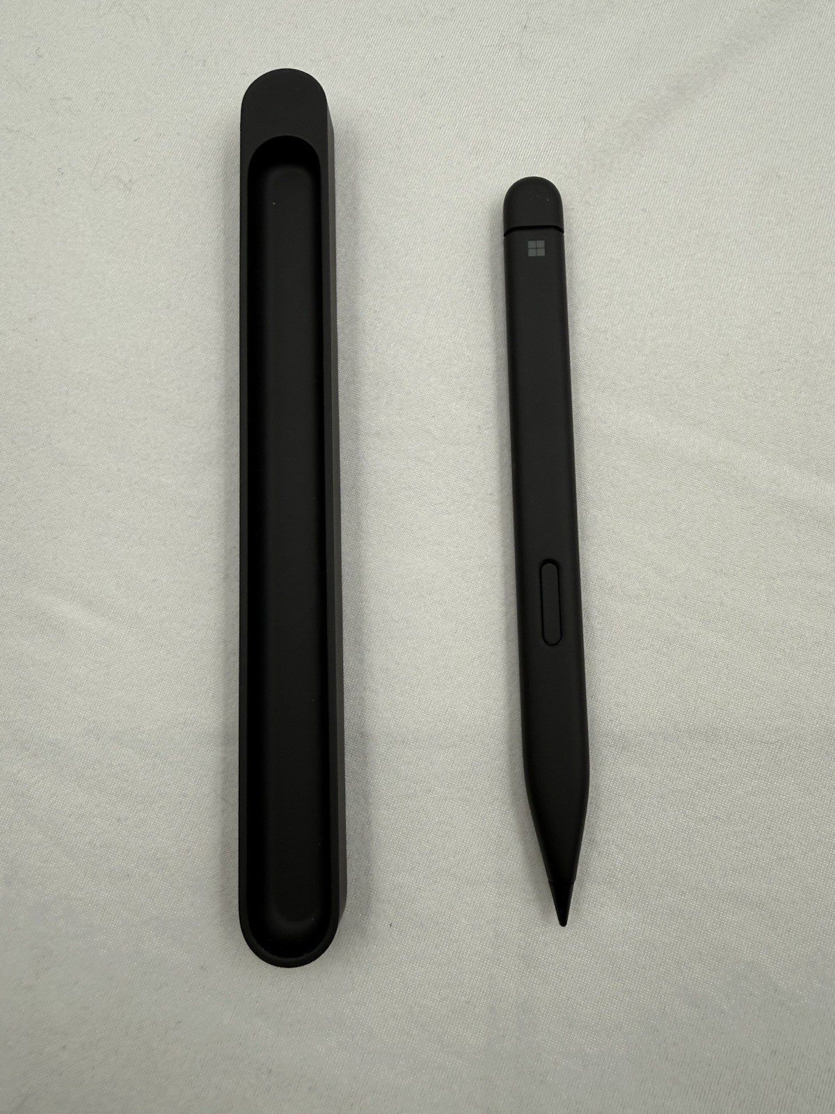 Microsoft Surface Slim Pen (2nd) Matte Black 1962 W/ OEM Charge Dock Model 1915