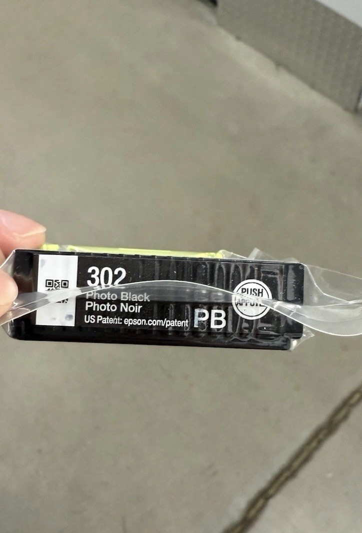 Epson 302 Genuine OEM Black Color Ink XP6000 XP6100