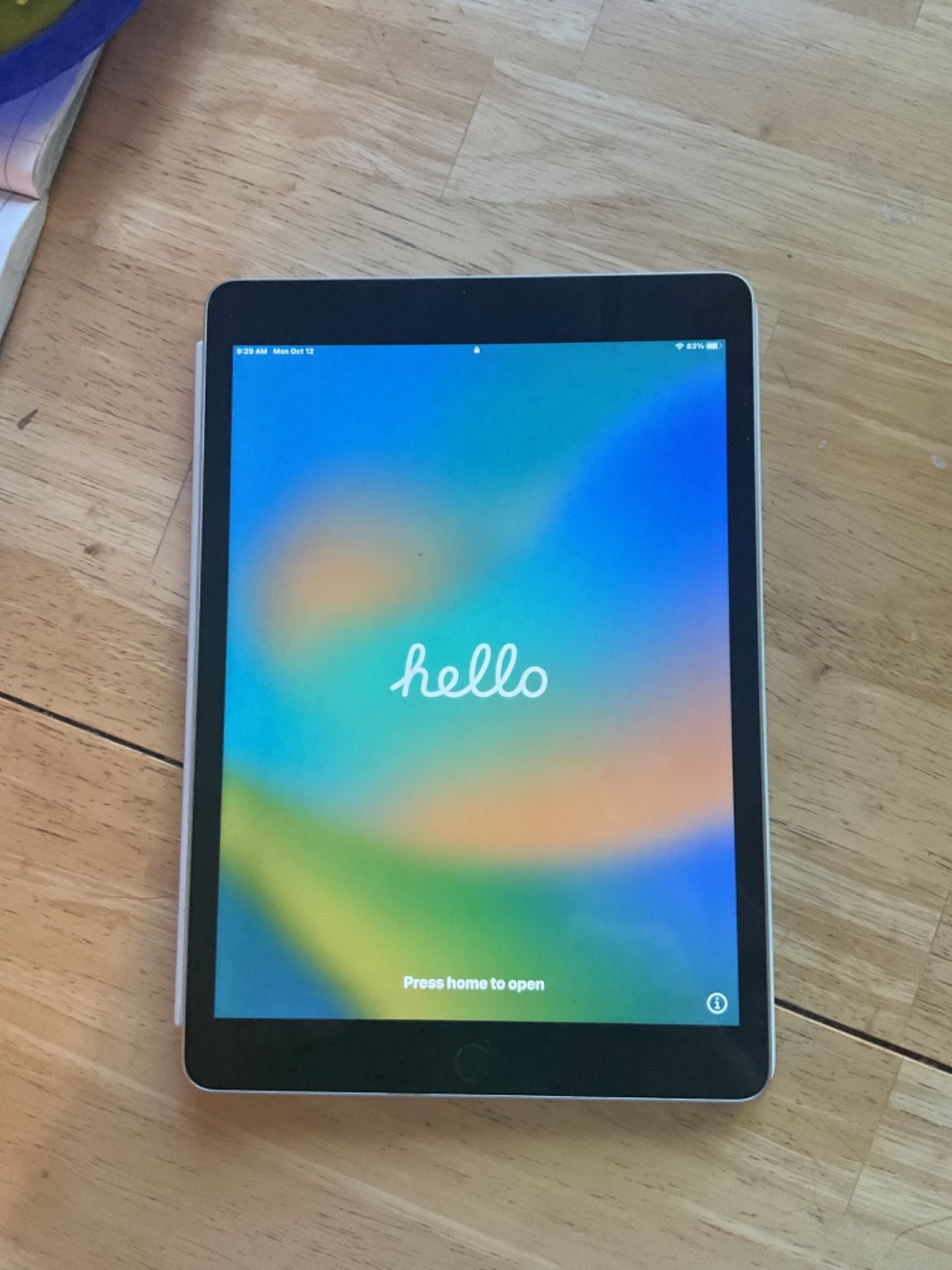 .  Apple iPad 10.2-inch Wi-fi 32gb - Space Gray Model R used/great shape