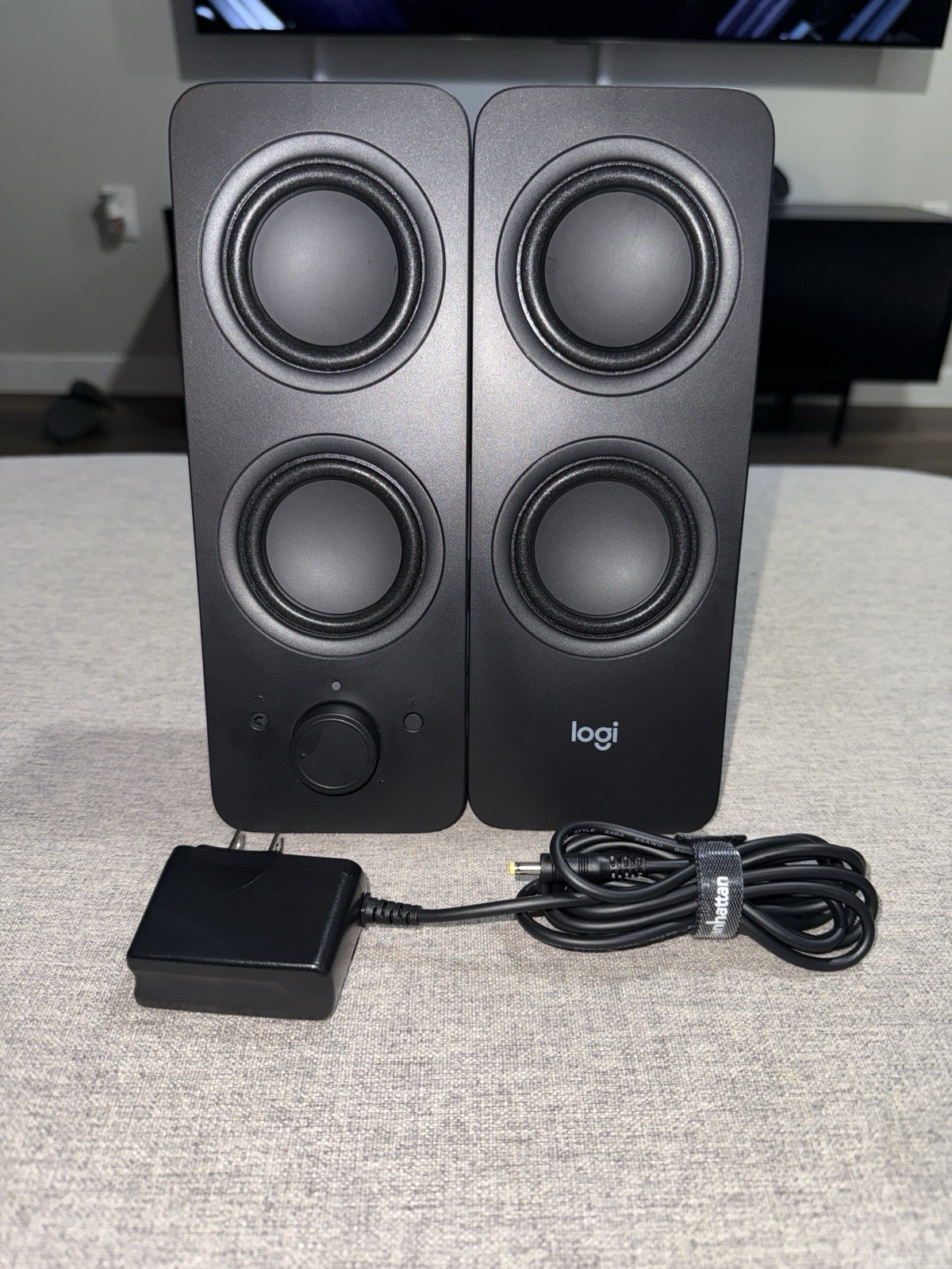 Logitech Z207 Bluetooth Speaker - Black