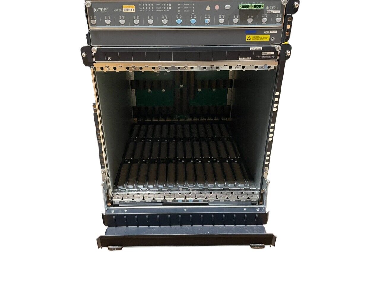 JUNIPER CHAS-BP3-MX960-S-B INTERNET ROUTER + 4x PWR-MX960-4100-DC-S-F PS