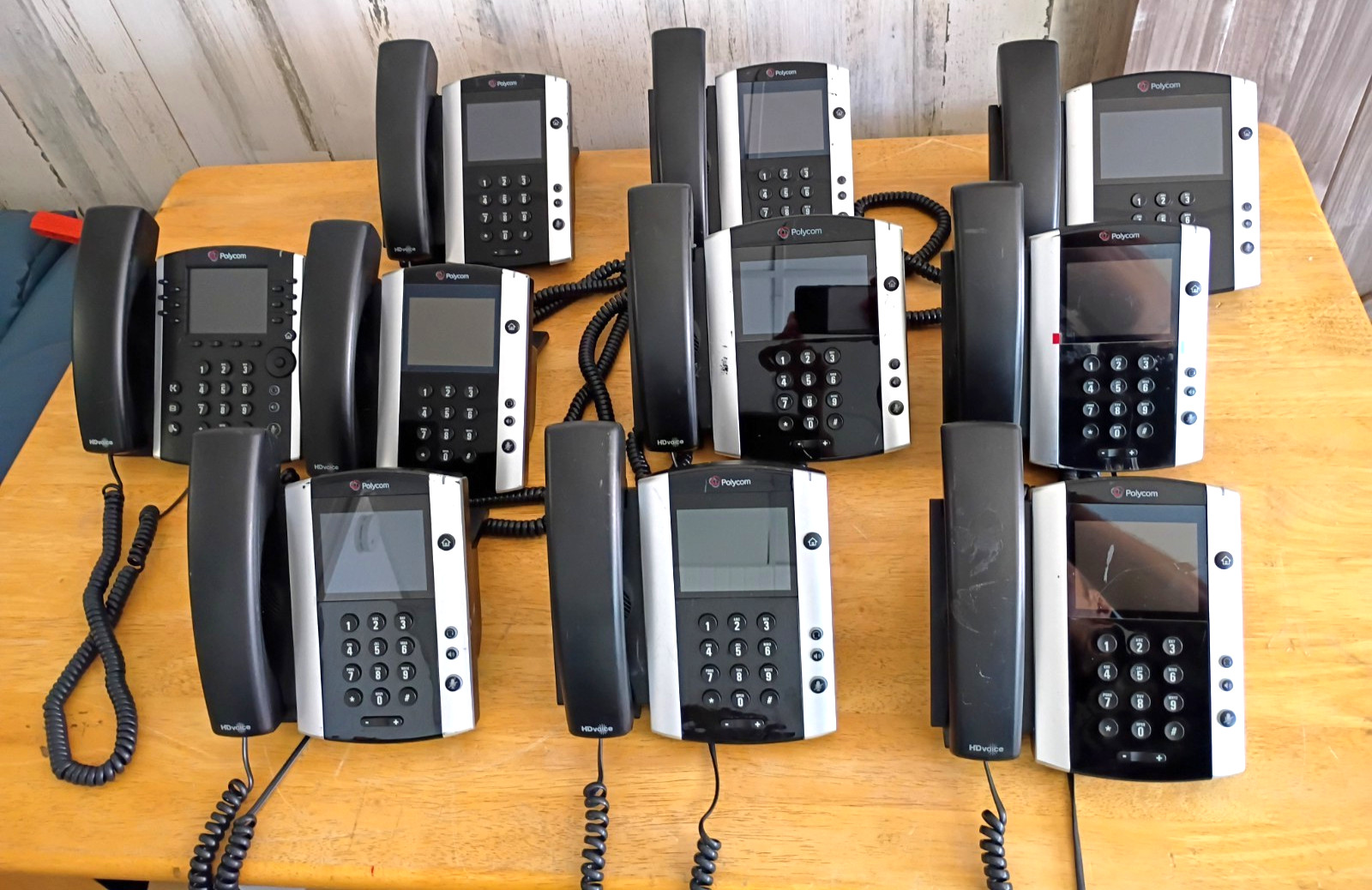 Lot of (10) Polycom Phones W/Handsets & Stands 6)VVX501 2)VVX601, VVX500, VVX400