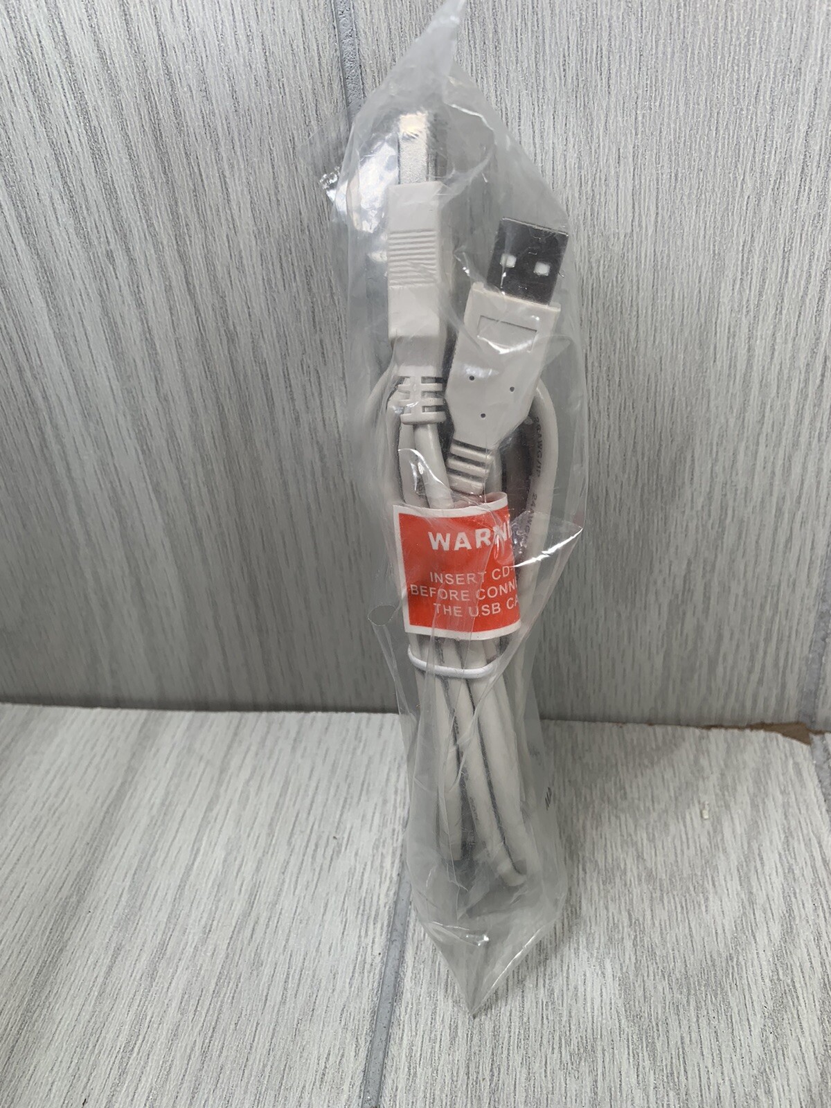 USB Cable  REV .2.0  28 AWG/1P  24AWG/2C E81280-D