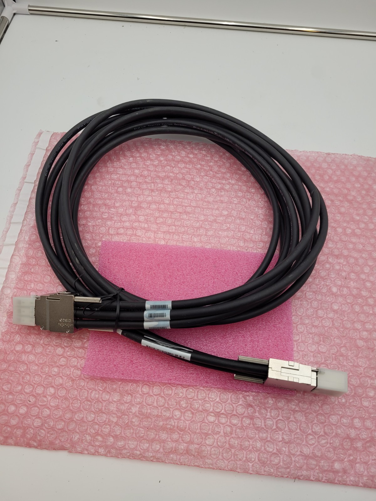 NEW Cisco STACK-T1-3M V01 3 Meter StackWise Type-1 Stacking Cable Genuine Cisco