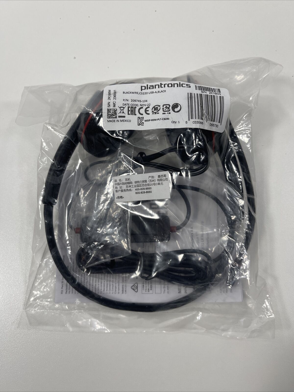 PLANTRONICS Headset Blackwire C3220 USB-A Black 209745-104