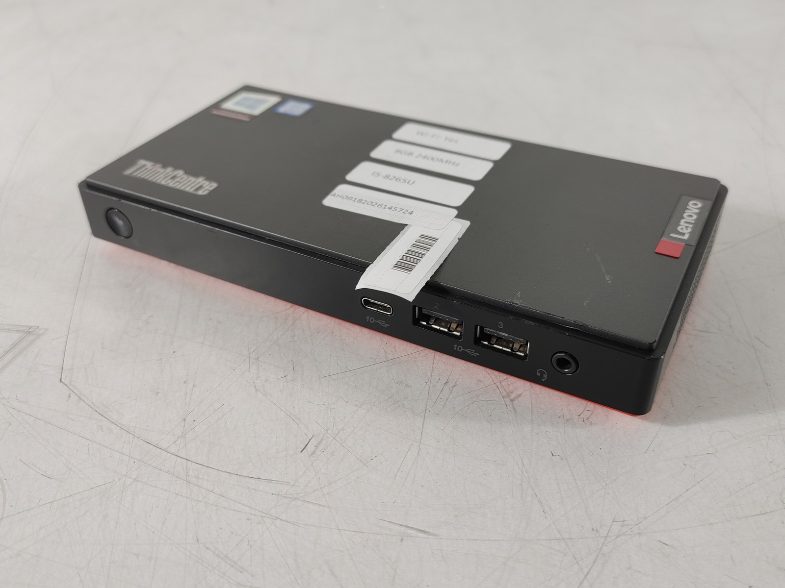 Lenovo ThinkCentre M90n-1 Nano Core i5-8265U 1.80 GHz 8 GB DDR4 No HDD