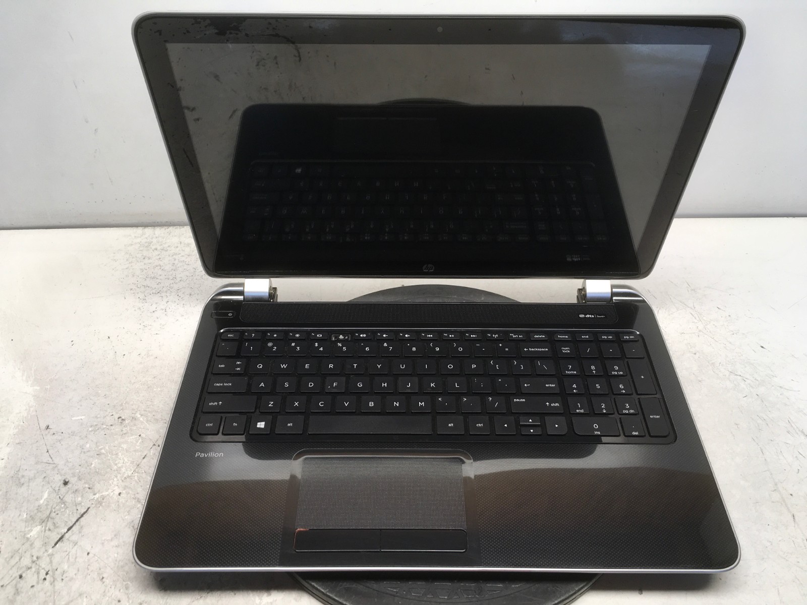 HP Pavilion TS 15-N210DX AMD A8-4555M 1600MHz 4 GB NO HDD No Batt READ