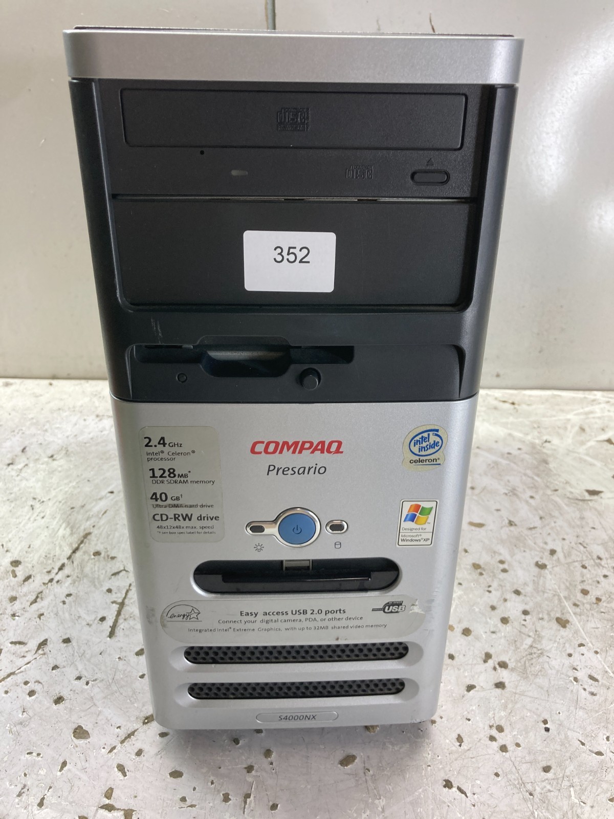 Compaq Presario S4000NX Intel Celeron 2.40GHz/400MHz 640MB NO HDD
