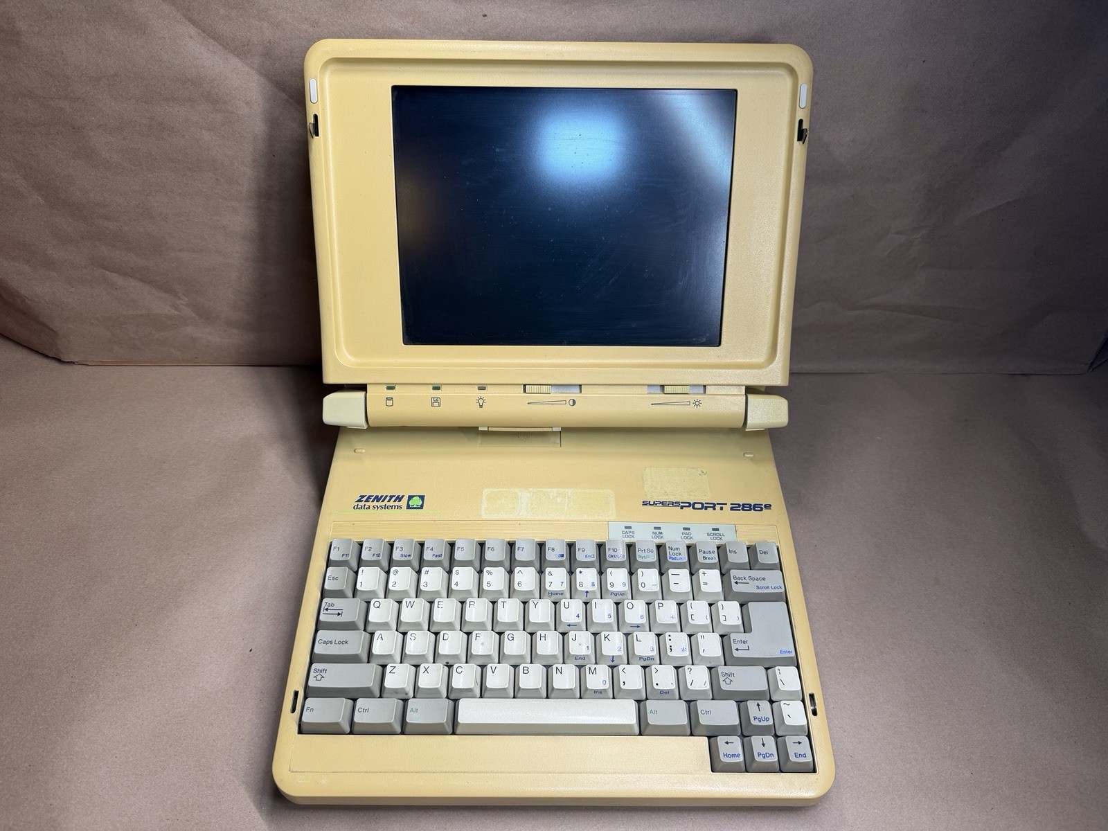 SupersPort 286e Portable Zenith Computer Only Untested AS IS FOR PARTS